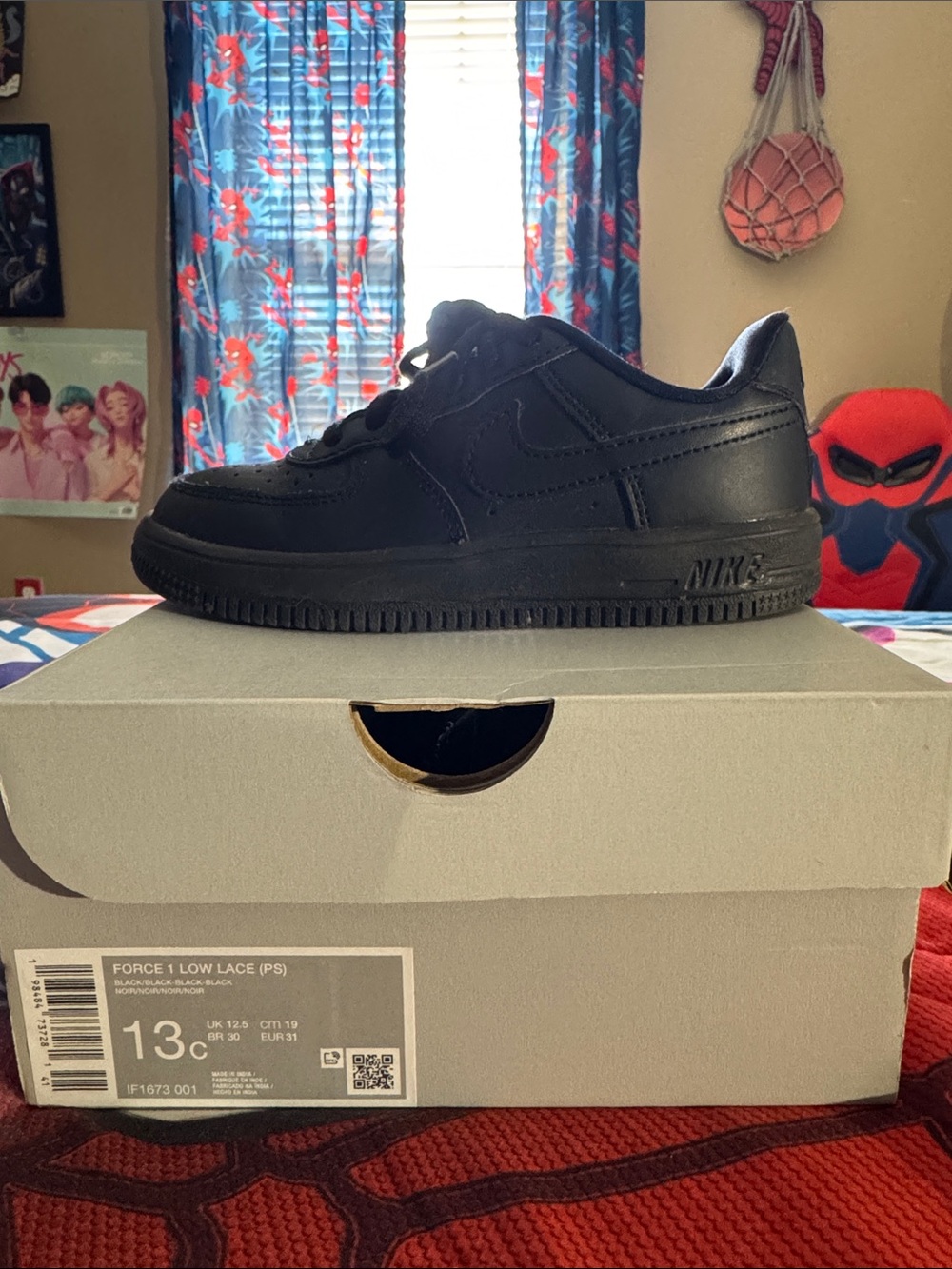 Nike Kids Black Low-Top Lace Sneakers